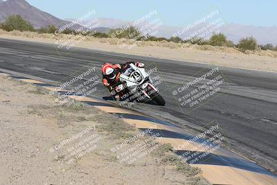 media/Dec-01-2025-Moto Forza (Mon) [[2daa91e15f]]/1-Advanced Group/Session 4 (Turn 10 Inside)/